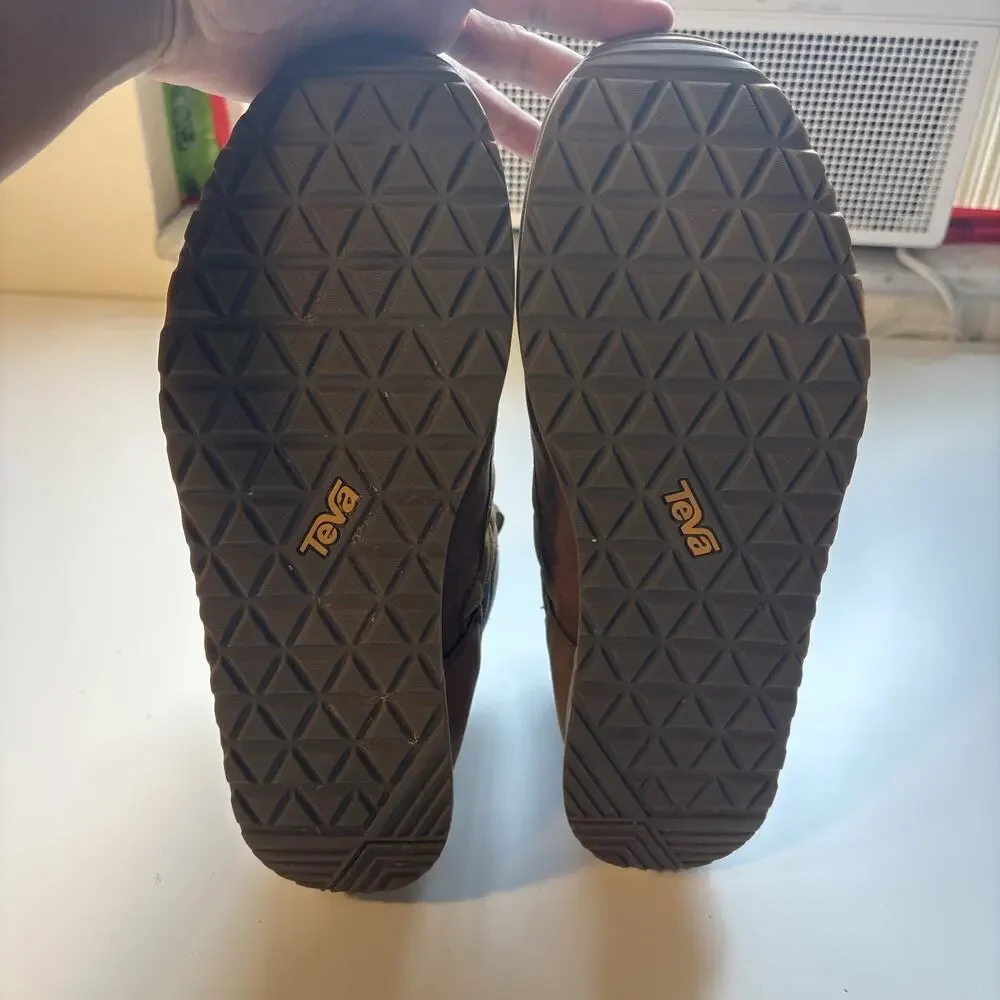Teva size 13